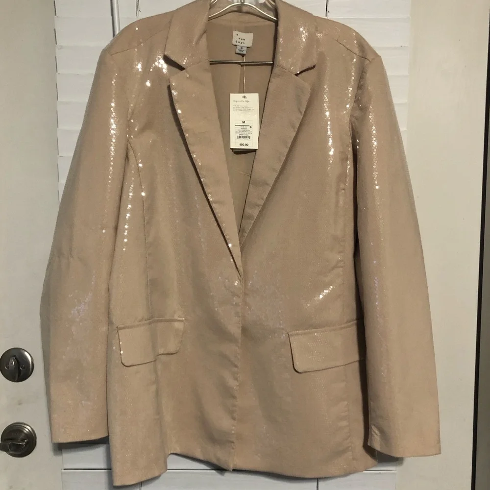 A New Day N.W.T. Elegant Sequin Beige Light Tan Blazer & Skirt Set. Light Tan - Picture 4 of 8
